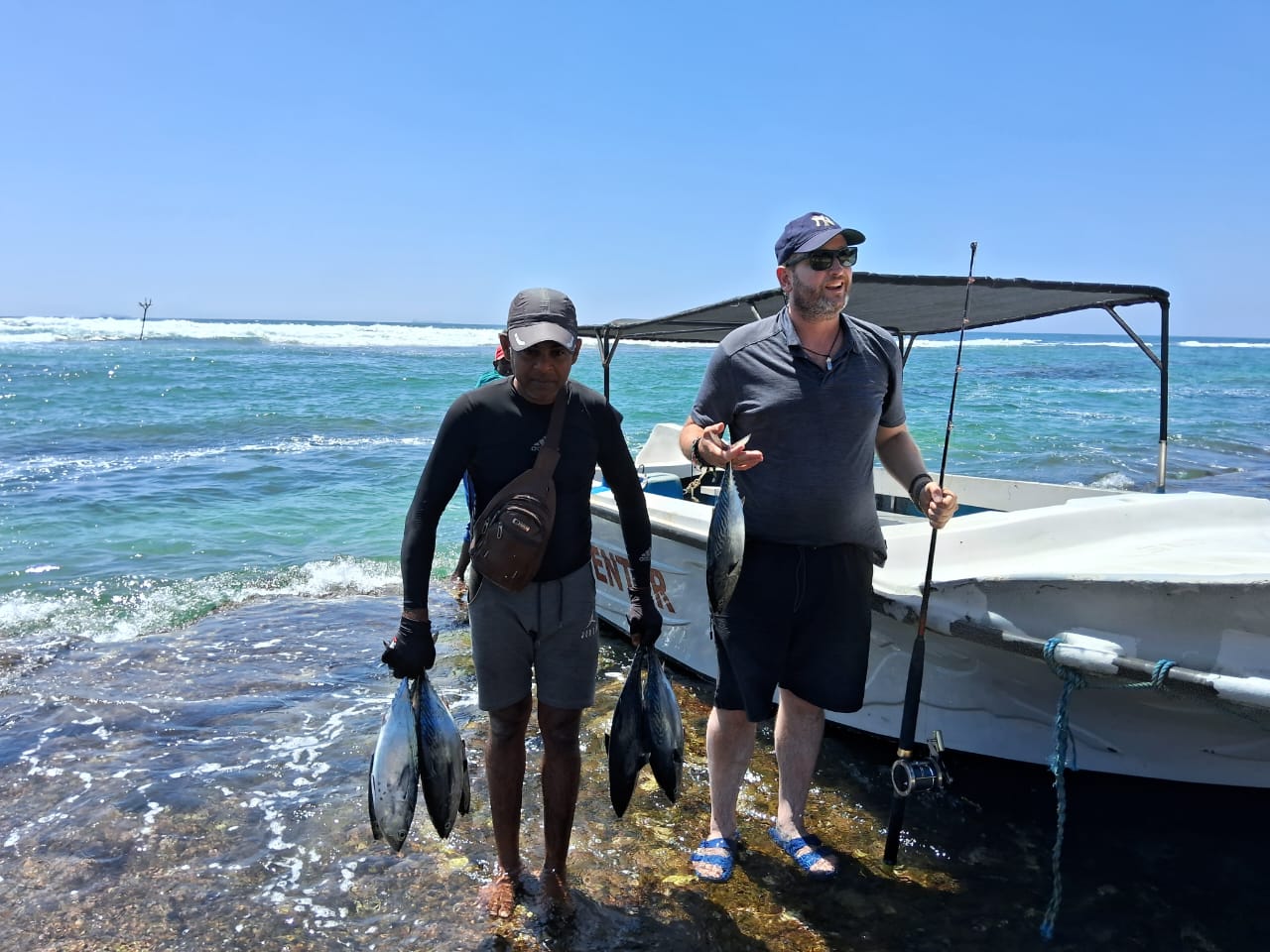 Reef Trolling Harvest in Turquoise Shallows